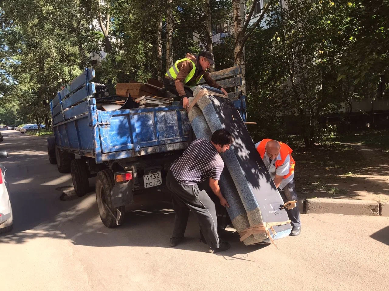 Профессиональный вывоз крупногабаритного мусора в Тюмени в октябре