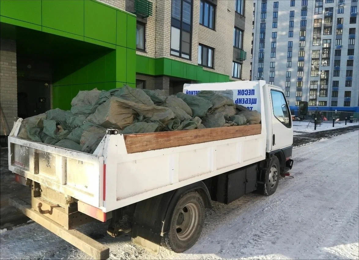 Вывоз мусора грузовым фургоном 3 тонны в Тюмени — цена от 1378 руб., ПроМусор