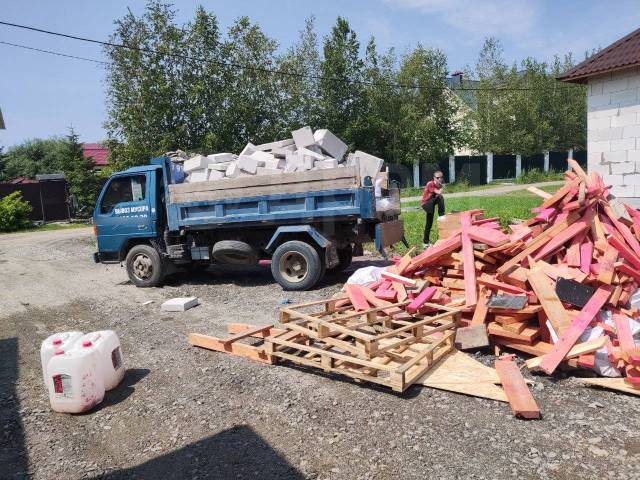 Вывоз мусора с чердака в Тюмени в октябре